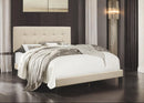 950Fog Velvet Queen Platform Bed
