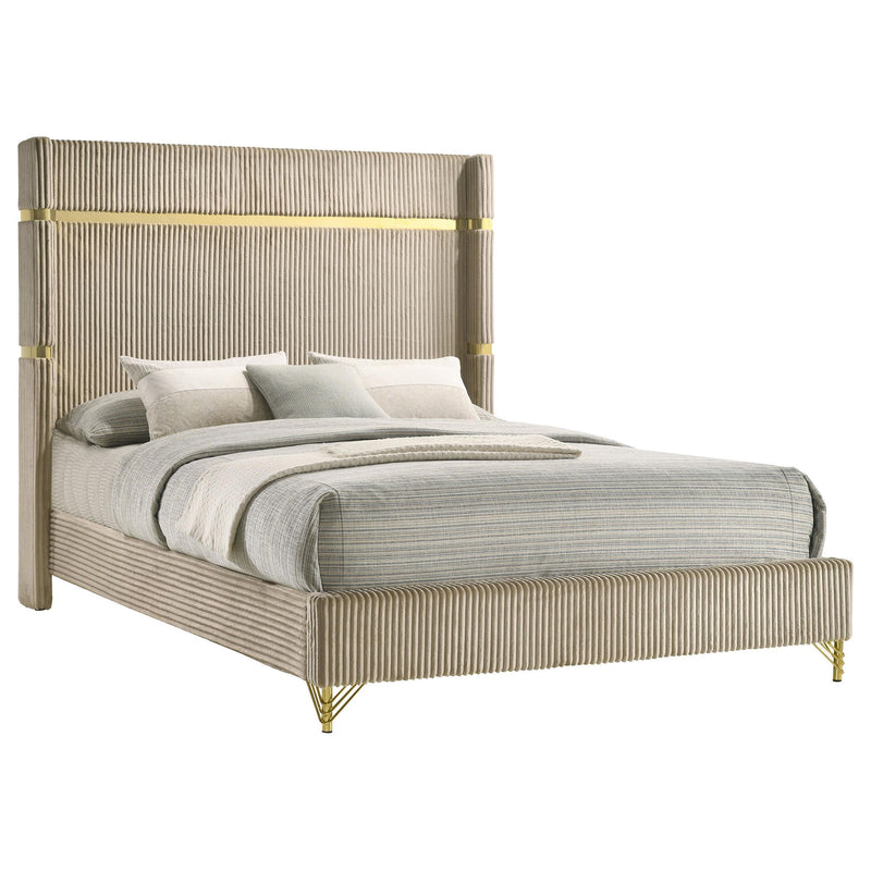  Coaster Furniture Lucia 224731KE-S5 7 pc King Panel Bedroom Set IMAGE 2