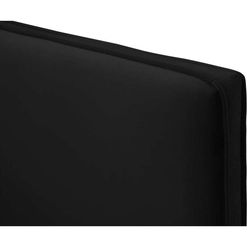 Meridian Geri Black Velvet King Bed IMAGE 13