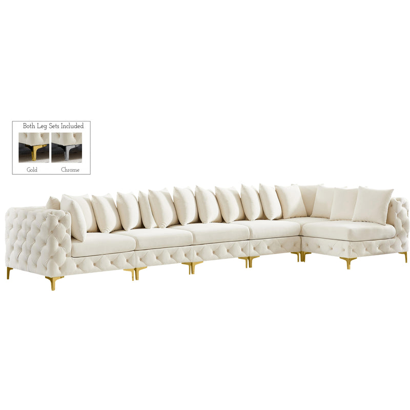 Meridian Tremblay Fabric Sectional 686Cream-Sec6C IMAGE 1