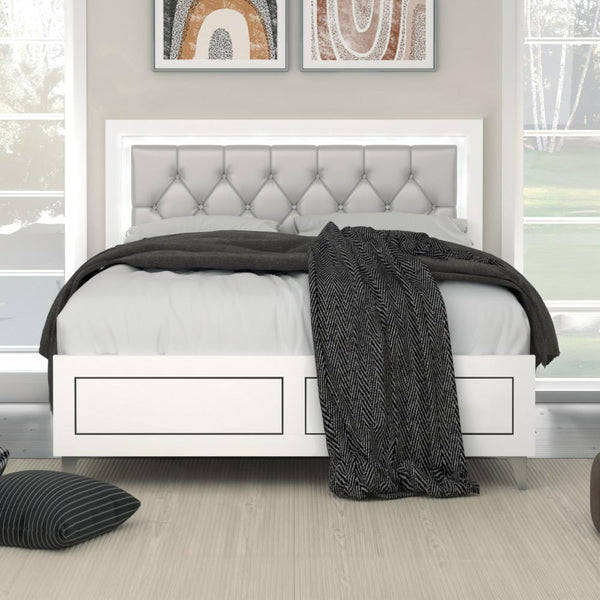 Acme Furniture Casilda King Upholstered Panel Bed BD00806EK IMAGE 1