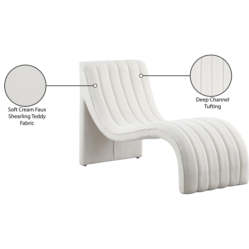 Meridian Orian Cream Teddy Fabric Chaise IMAGE 9