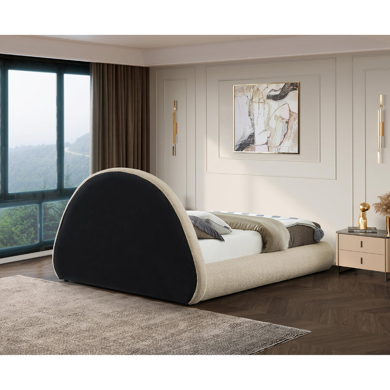 Meridian Rudy Beige Teddy Fabric Full Bed IMAGE 9