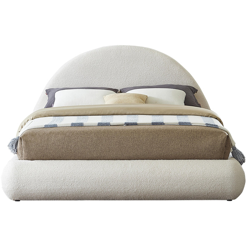 Meridian Rudy Cream Teddy Fabric Full Bed IMAGE 3