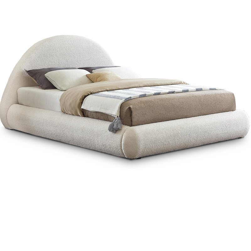 Meridian Rudy Cream Teddy Fabric Queen Bed IMAGE 1