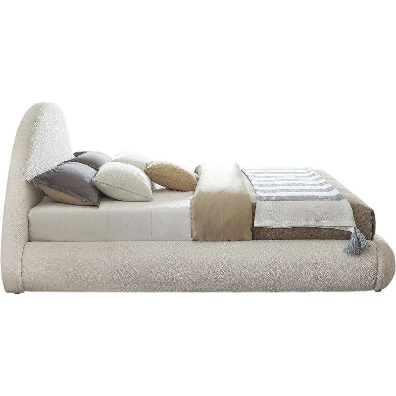Meridian Rudy Cream Teddy Fabric Queen Bed IMAGE 5