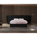 Meridian Shiloh Black Boucle Fabric Queen Bed (3 Boxes) IMAGE 4