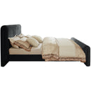 Meridian Sloan Black Velvet Full Bed (3 Boxes) IMAGE 5