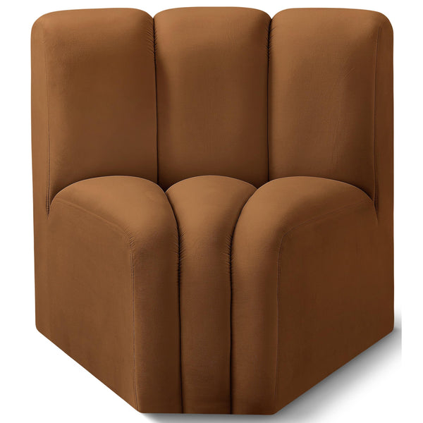 Meridian Arc Saddle Velvet Curved Corner IMAGE 1