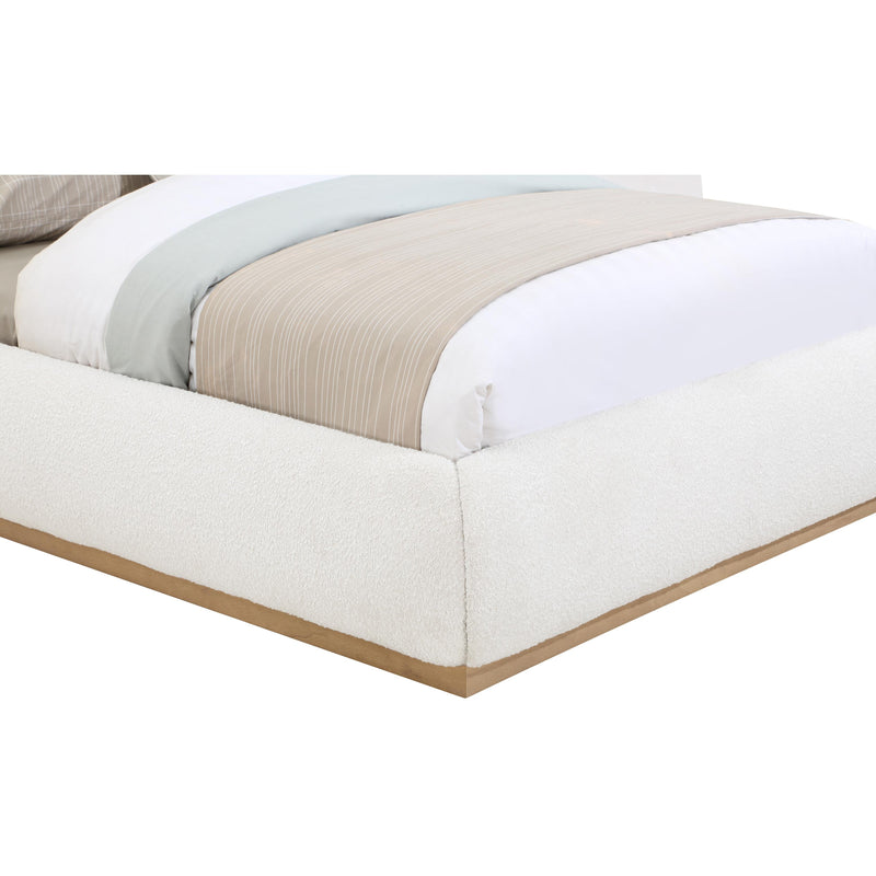 Meridian Vaughn Cream King Bed IMAGE 6