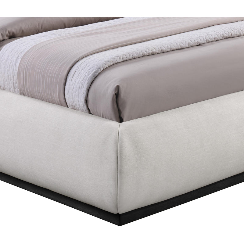 Meridian Vaughn Cream Queen Bed IMAGE 6