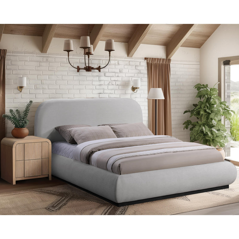 Meridian Vaughn Grey King Bed IMAGE 2
