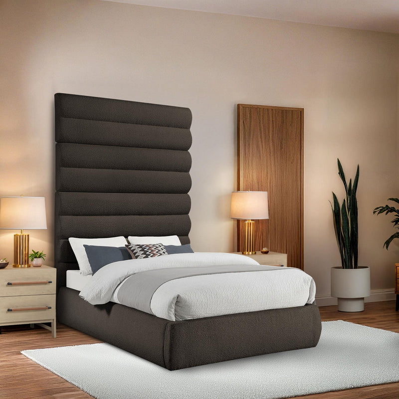 Meridian Adam Brown Boucle Fabric Full Bed IMAGE 2