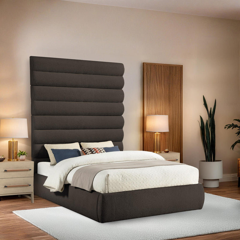 Meridian Adam Brown Boucle Fabric Queen Bed IMAGE 2