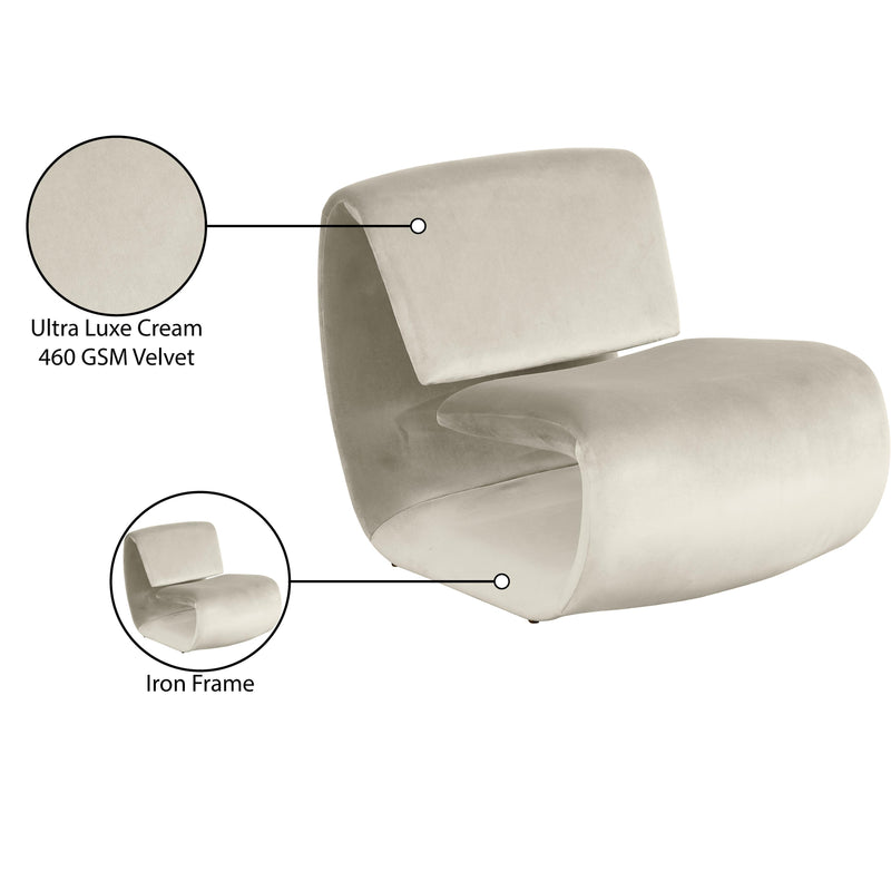 Meridian Nouveau Cream Velvet Accent Chair IMAGE 10