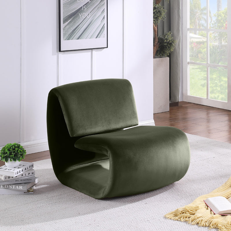 Meridian Nouveau Green Velvet Accent Chair IMAGE 2