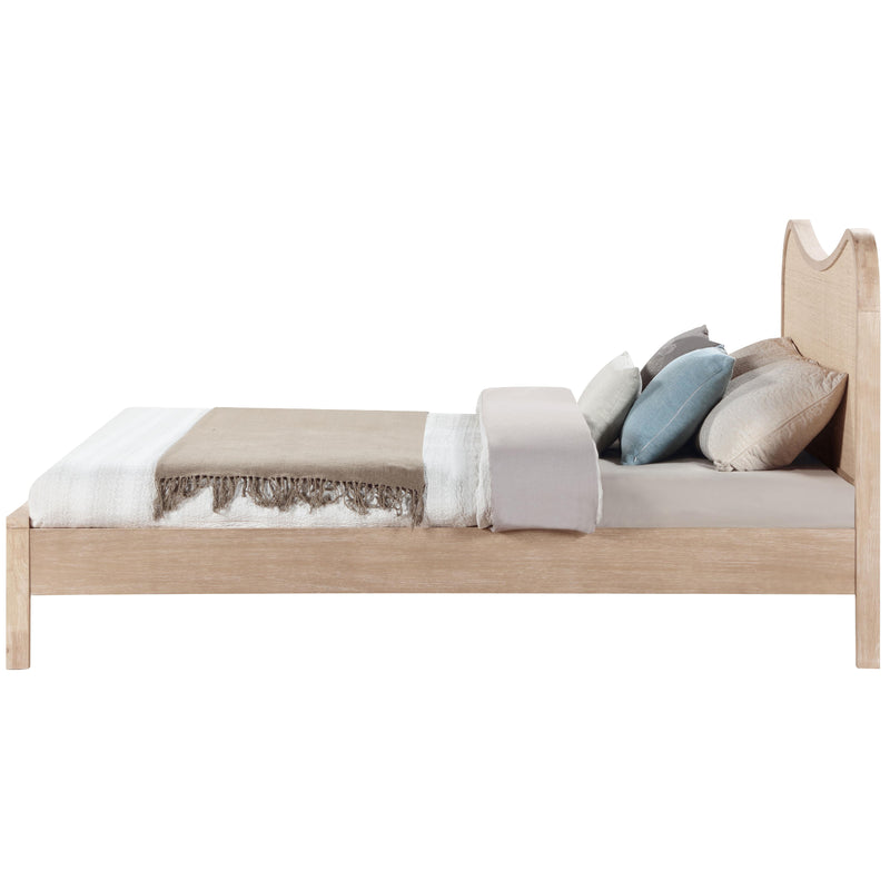 Meridian Windsor Natural Rubberwood King Bed (3 Boxes) IMAGE 4
