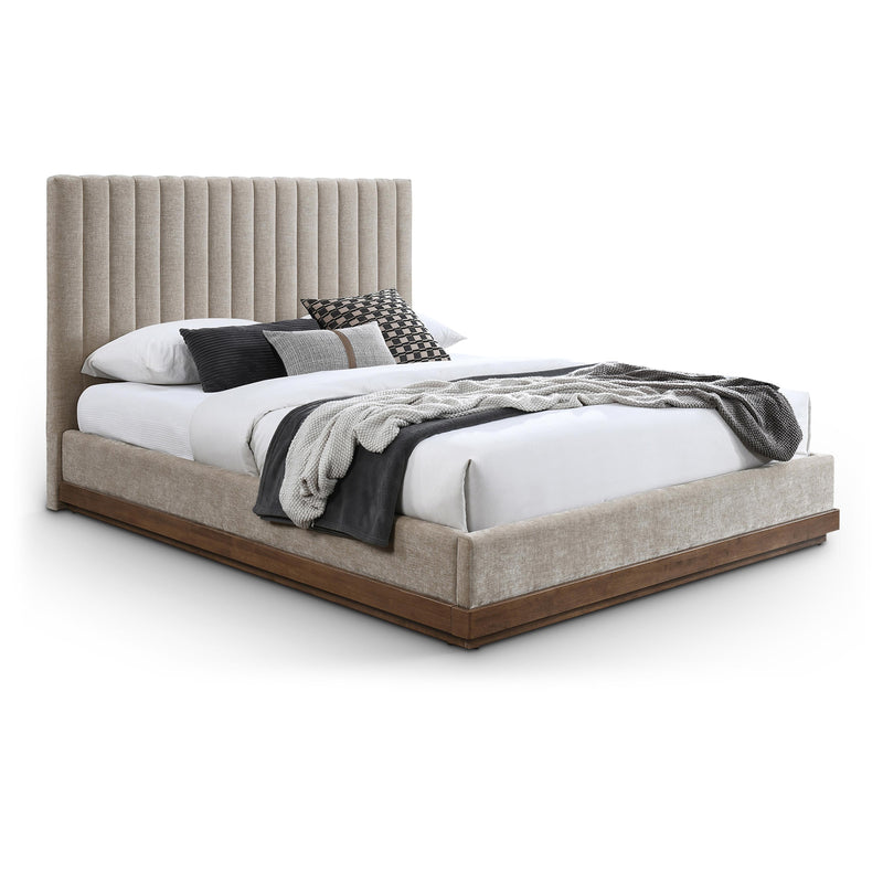 Meridian Emmet Beige Chenille Fabric Queen Bed (3 Boxes) IMAGE 1