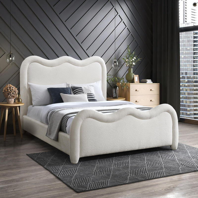 Meridian Gavin Cream Chenille Fabric Queen Bed (3 Boxes) IMAGE 2