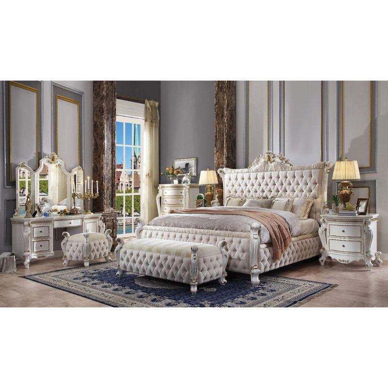 Acme Furniture Picardy Queen Upholstered Panel Bed 27880Q IMAGE 4