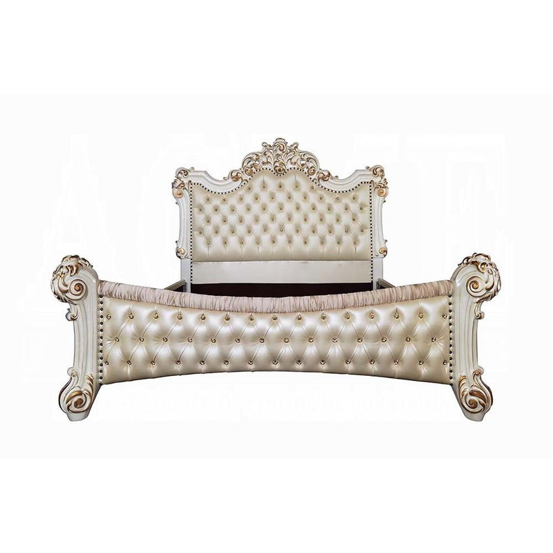 Acme Furniture Vendome Queen Upholstered Poster Bed BD01339Q IMAGE 2