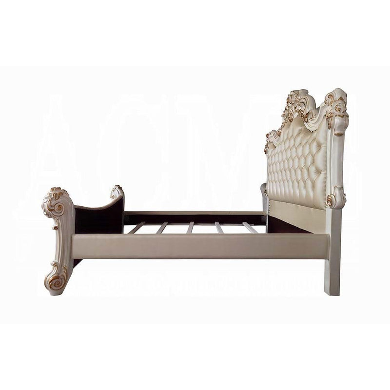 Acme Furniture Vendome Queen Upholstered Poster Bed BD01339Q IMAGE 3